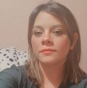 Meet your Posher, Mayra noemy